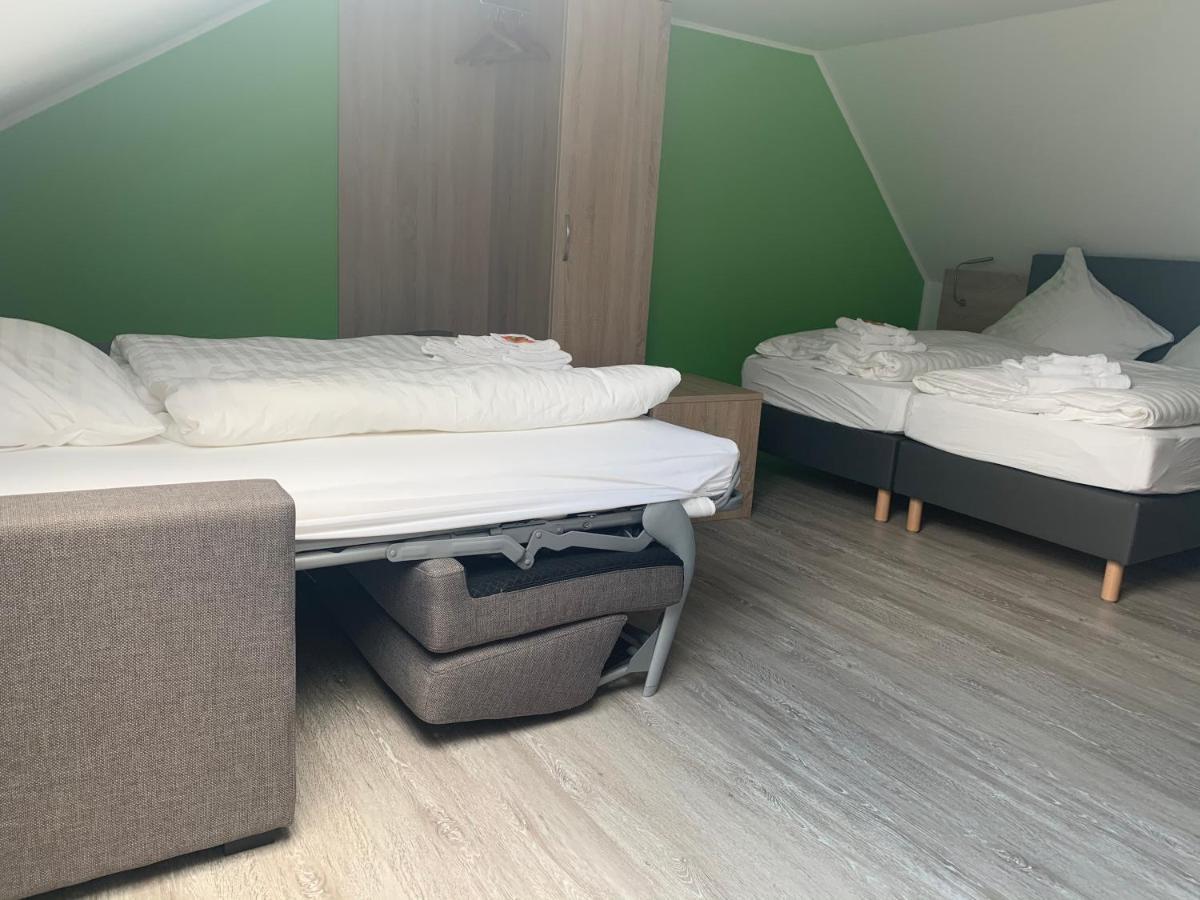 Hotel Unter Den Linden Kierspe ภายนอก รูปภาพ