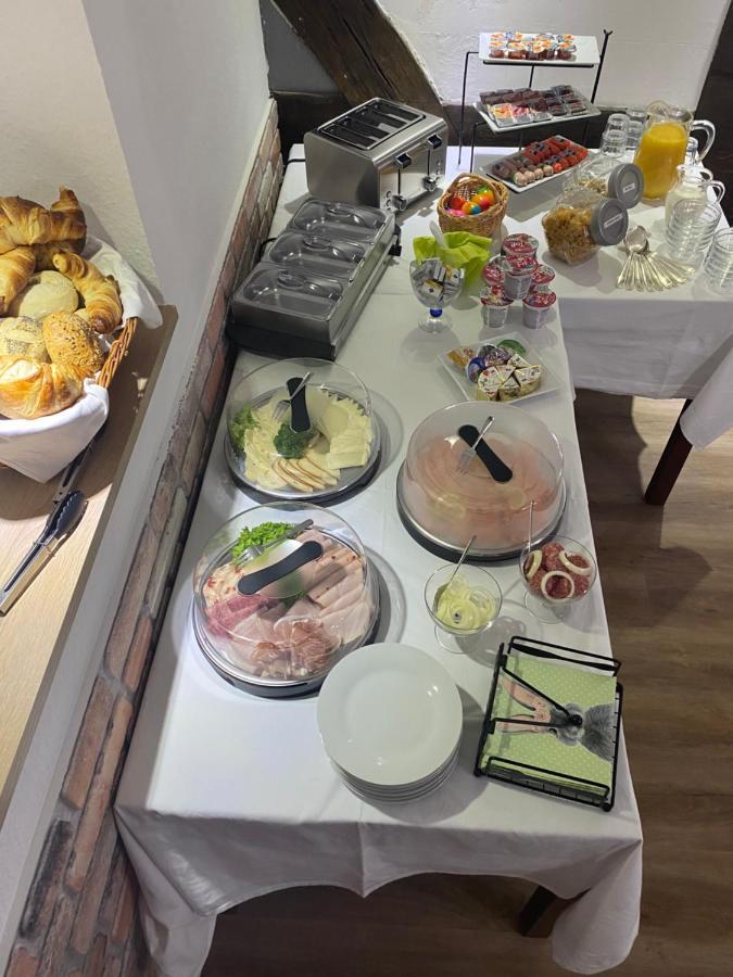 Hotel Unter Den Linden Kierspe ภายนอก รูปภาพ